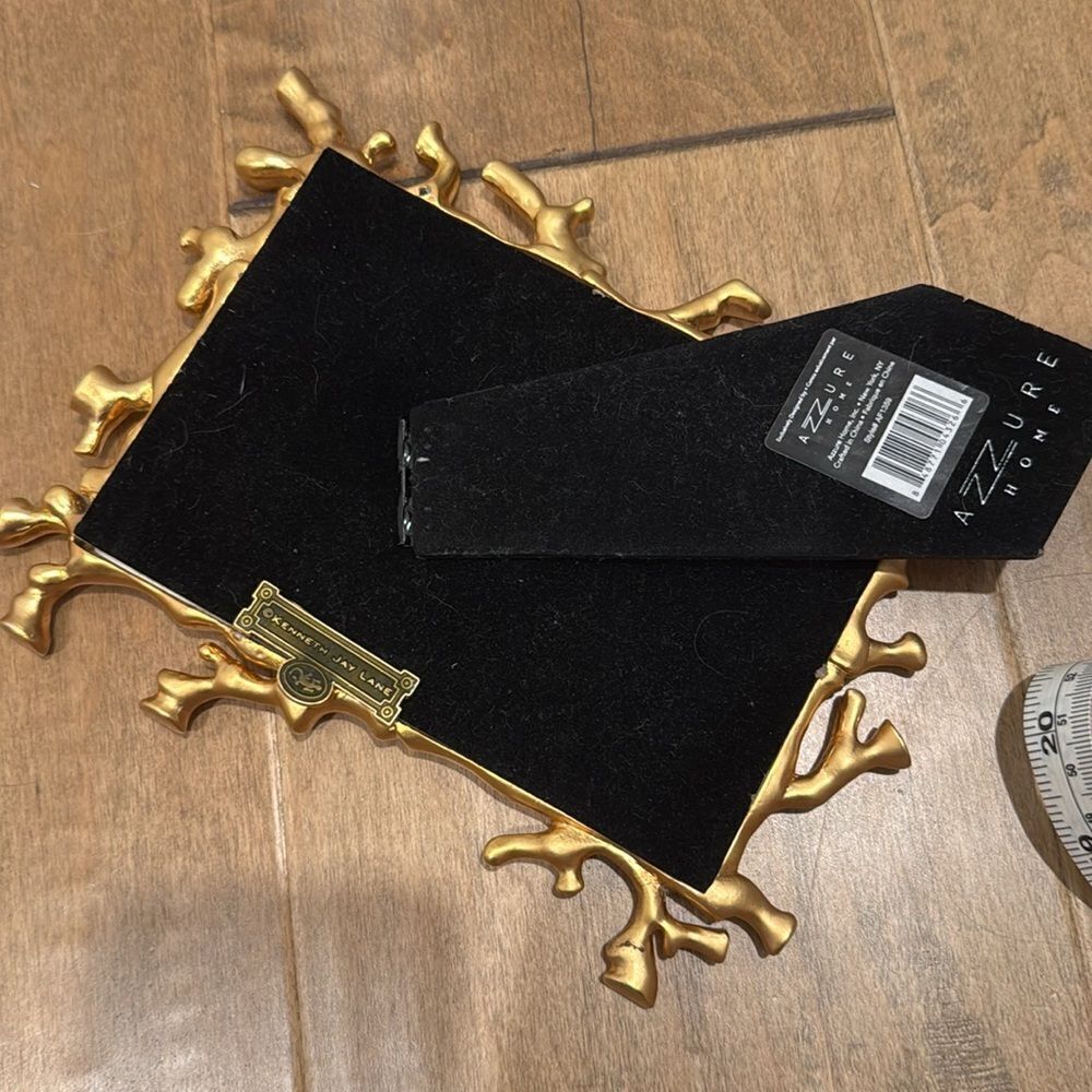 Kenneth Jay Lane Gold Frame - Picture 2 of 5